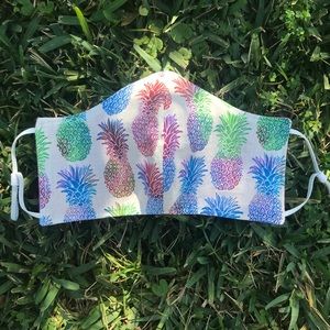 🍍 pineapples adults face mask - one (1)